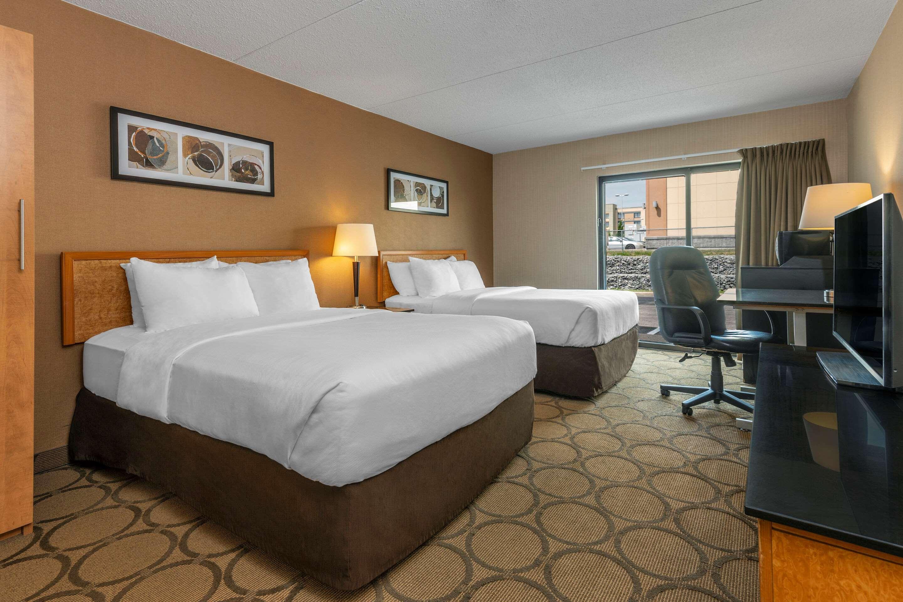 Comfort Inn Sherbrooke Exterior foto