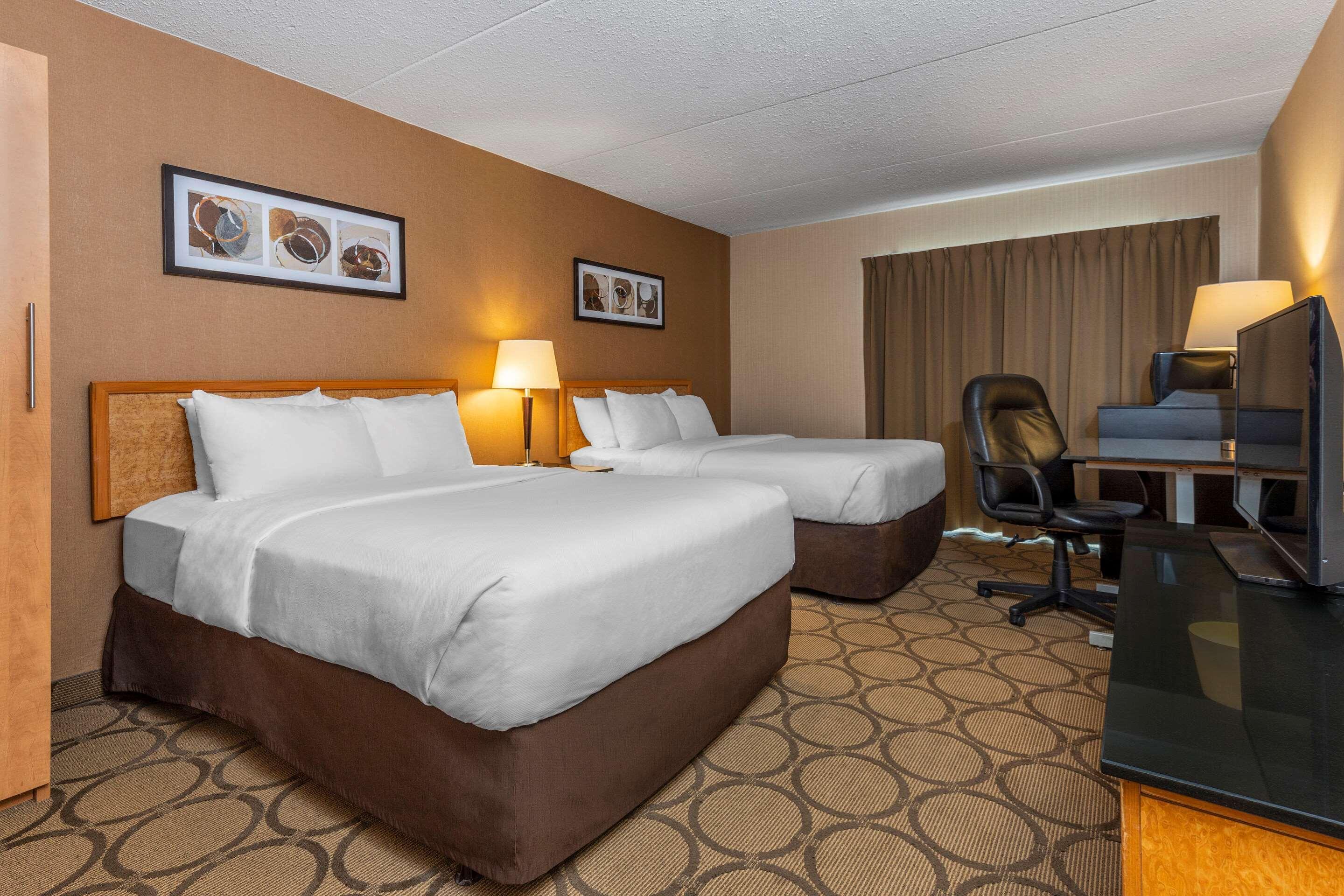Comfort Inn Sherbrooke Exterior foto