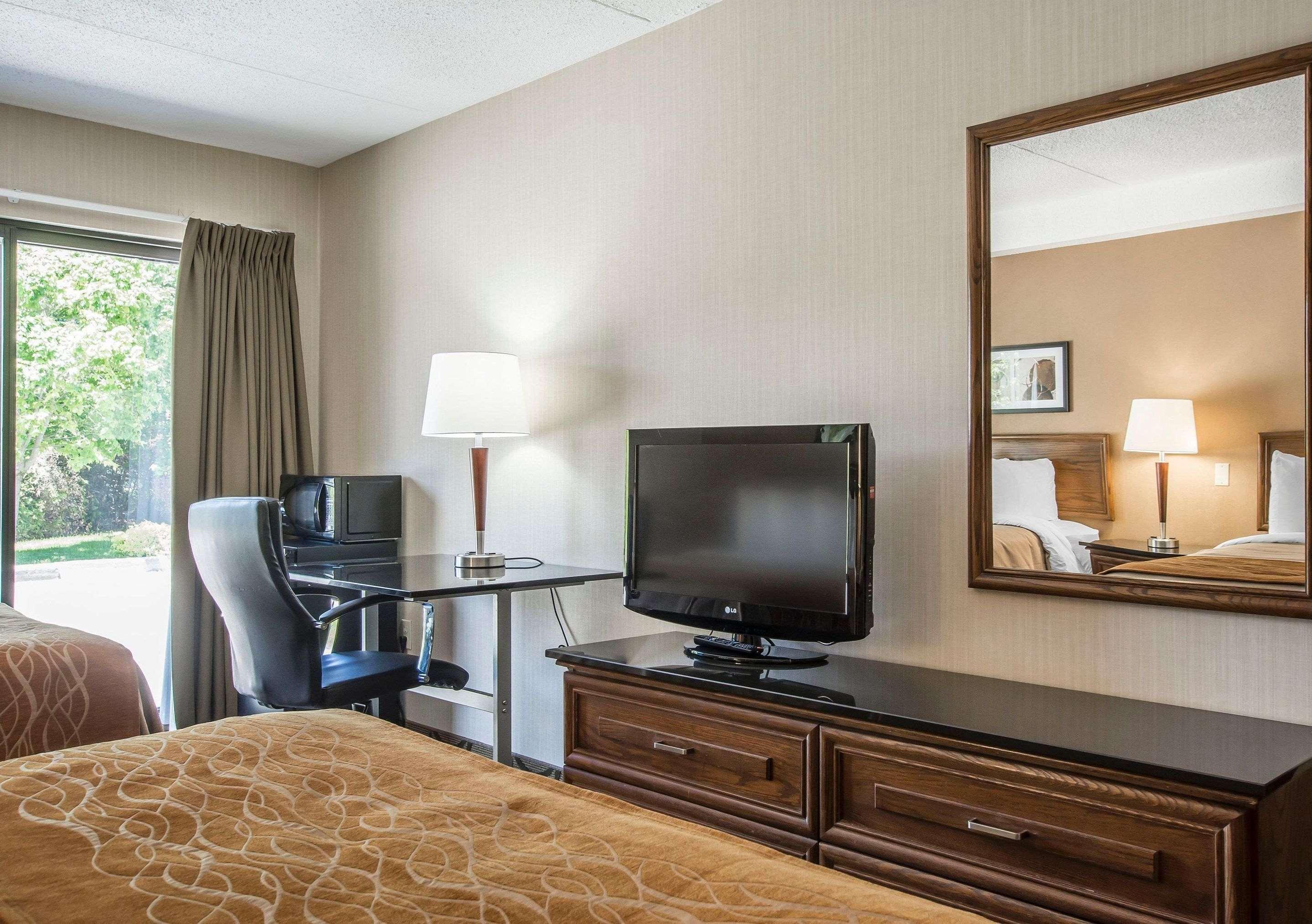 Comfort Inn Sherbrooke Exterior foto