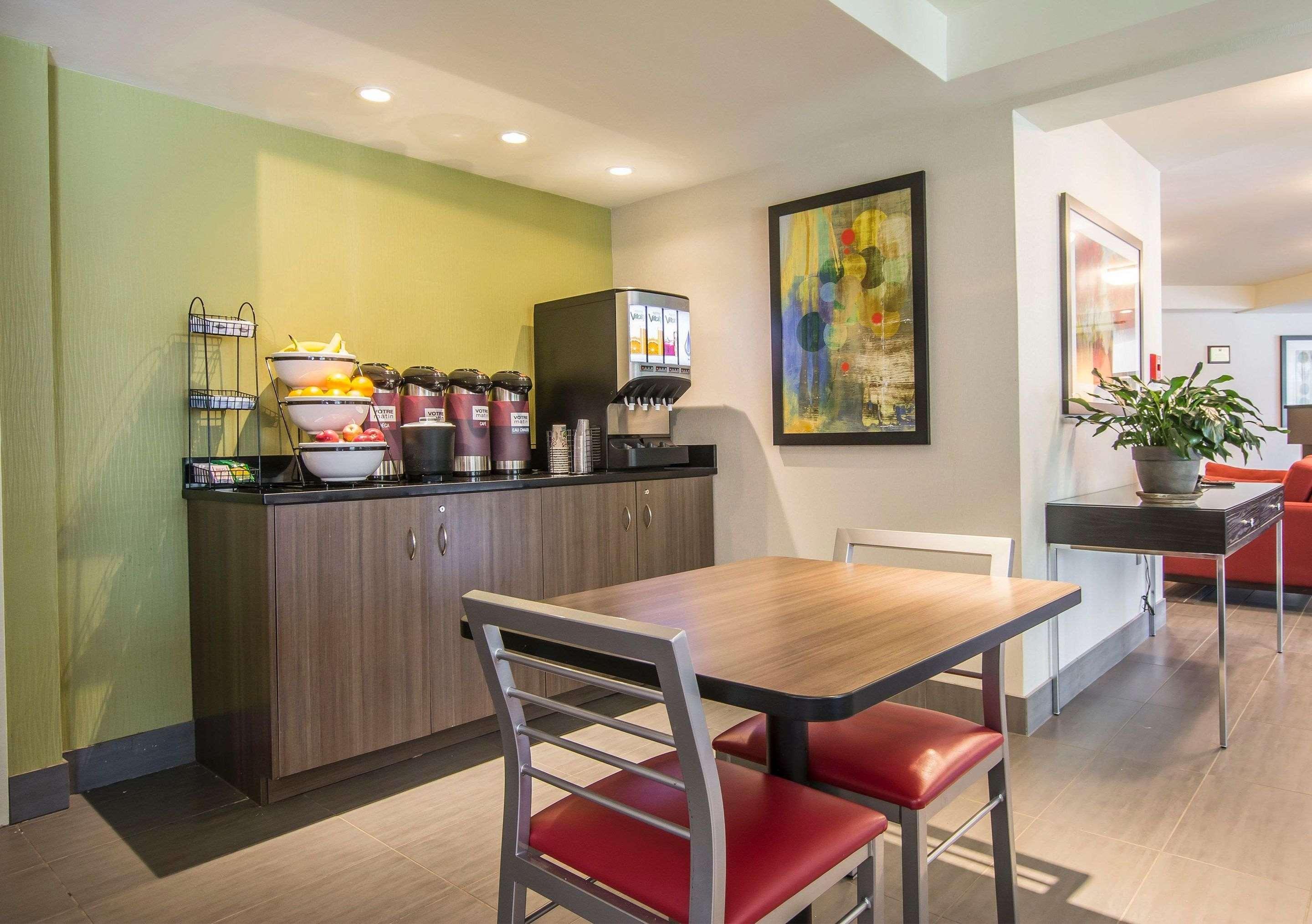 Comfort Inn Sherbrooke Exterior foto